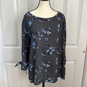 Ann Taylor loft mixed media blouse size XL